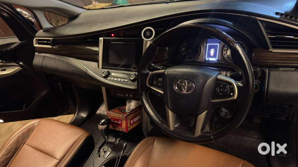 Toyota Innova Crysta 2.8z Automatic, 2018, Diesel