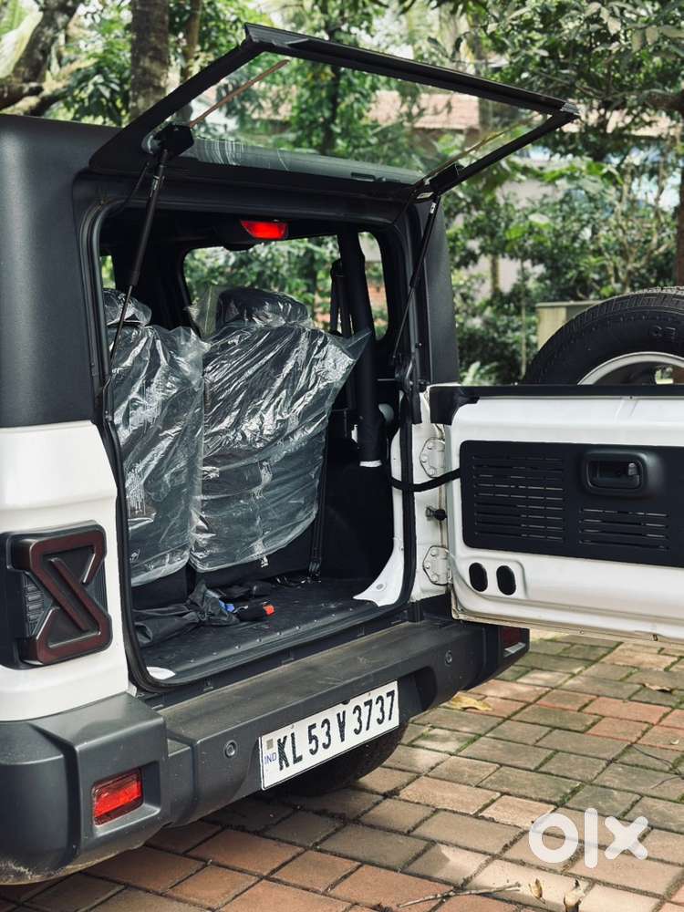 Mahindra Thar (2023)