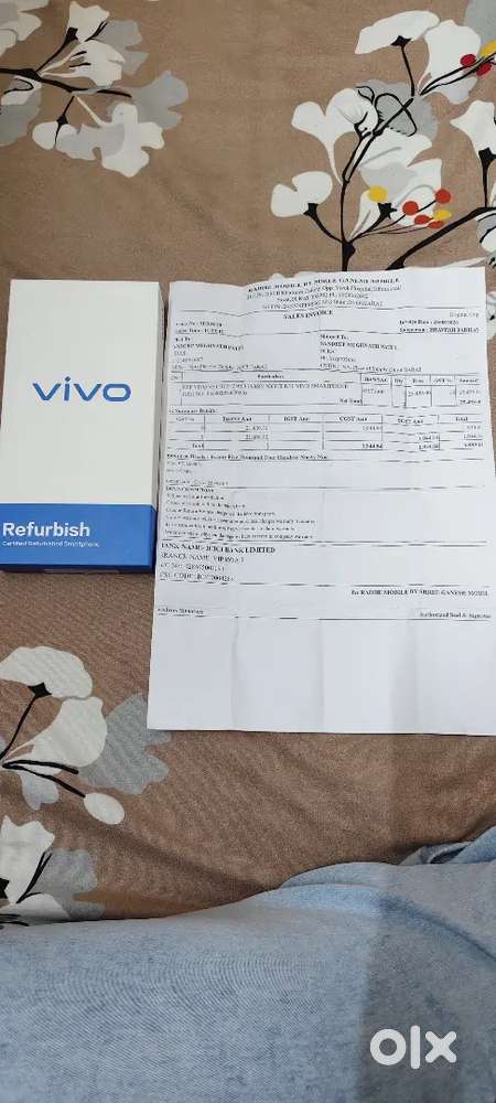 V50 8/256 only one month use bil box mil jayega