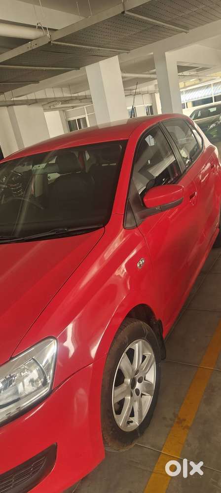 [ Urgent Sale ] - Volkswagen Polo 2011 Diesel Well Maintained
