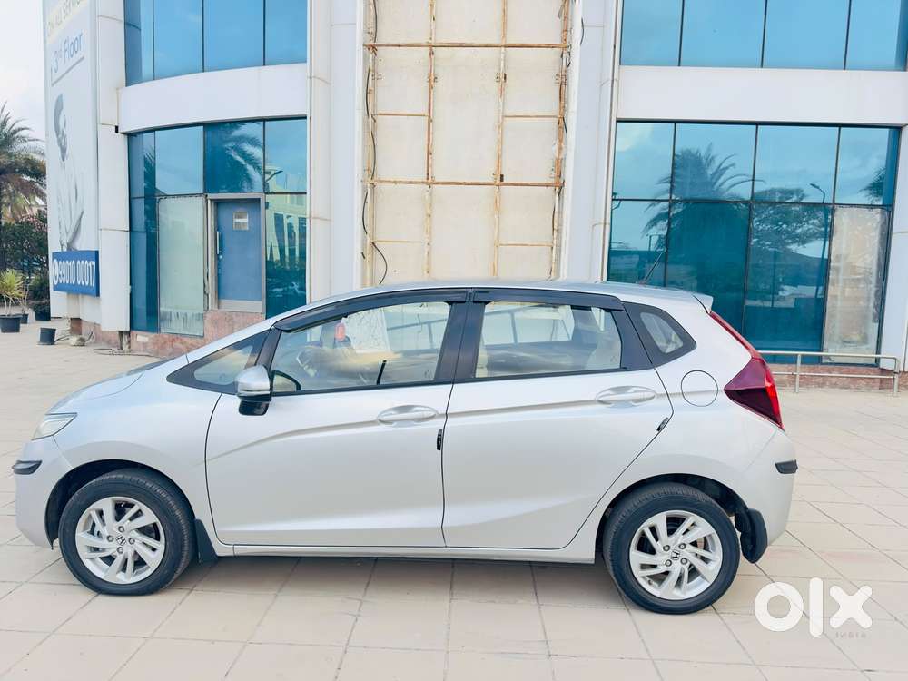 Honda Jazz V Automatic, 2017, Petrol