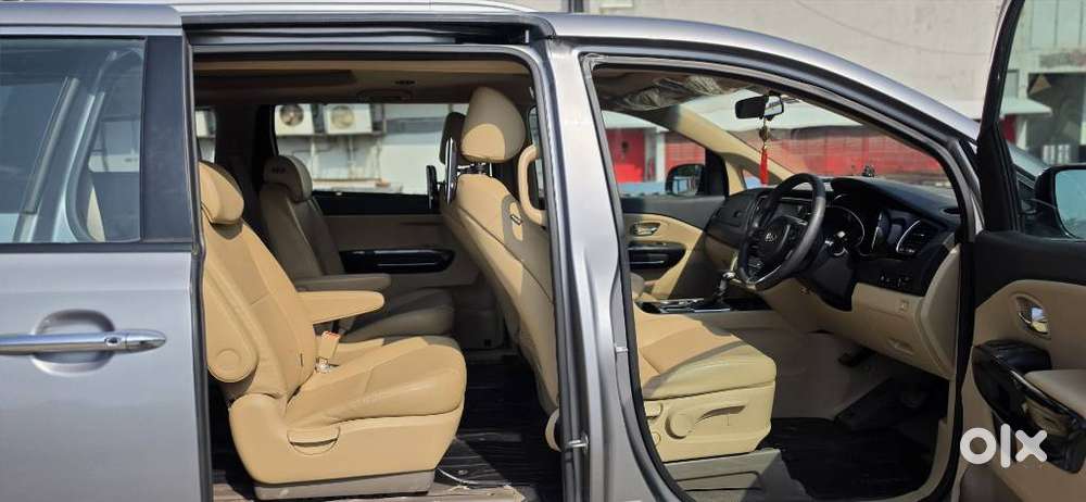 Kia Carnival Prestige 9 Str, 2020, Diesel