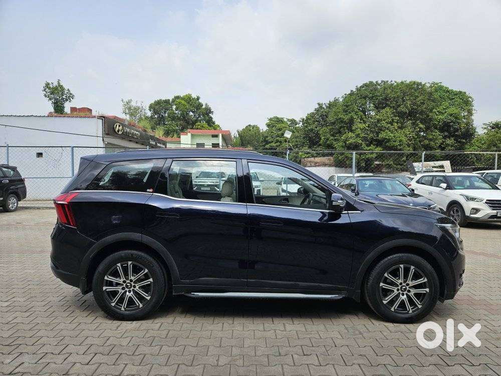 Mahindra Xuv700 2.0 Ax 7 Petrol At Luxury Pack Str, 2023, Petrol