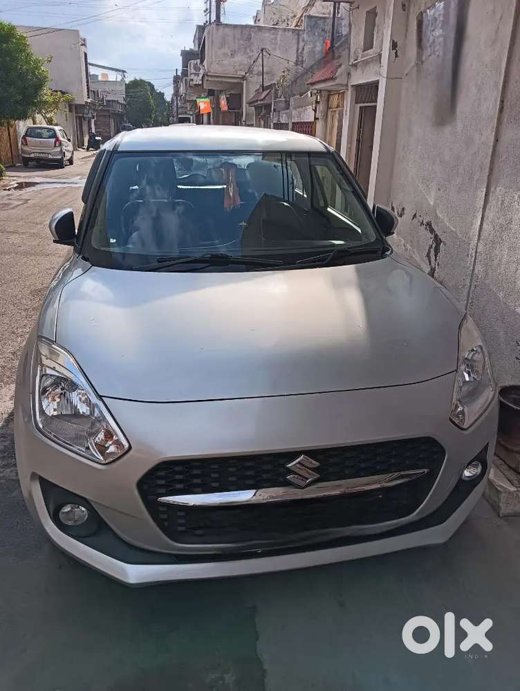 Maruti Suzuki Swift 2023 Petrol 32500 Km Driven