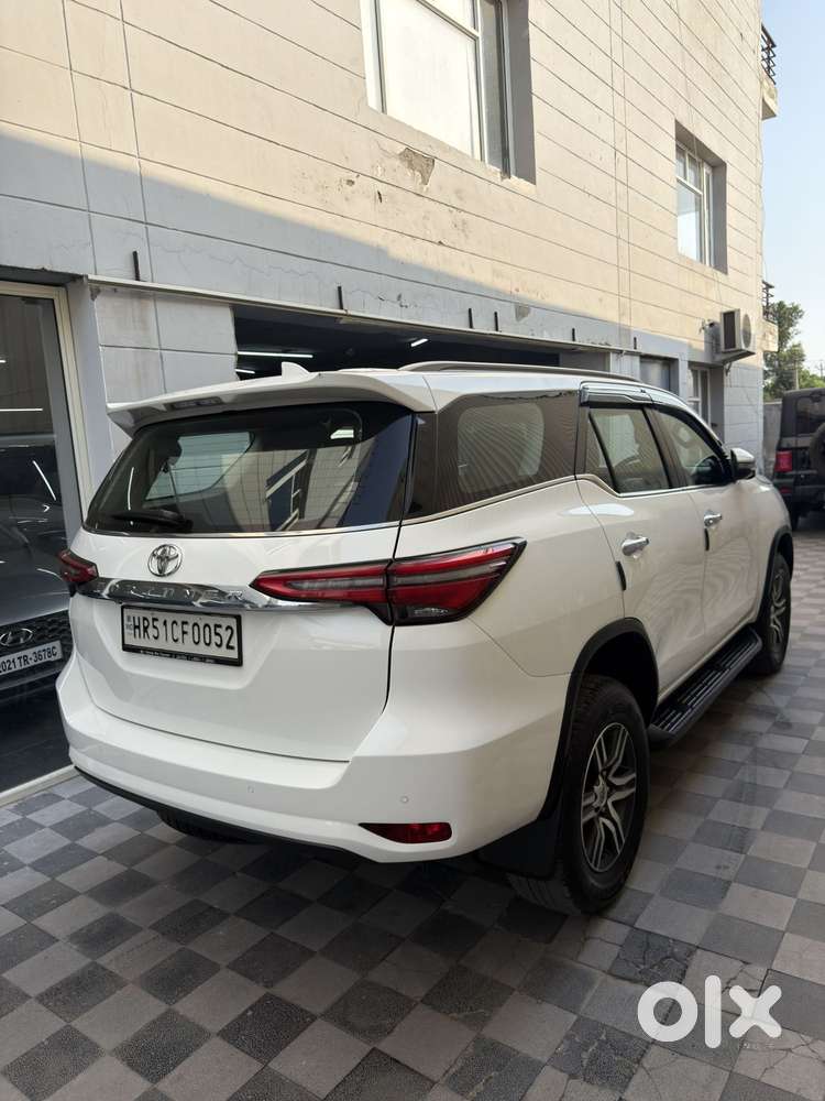 Toyota Fortuner [2021-ongoing] 2.8 2wd Diesel At, 2021, Diesel