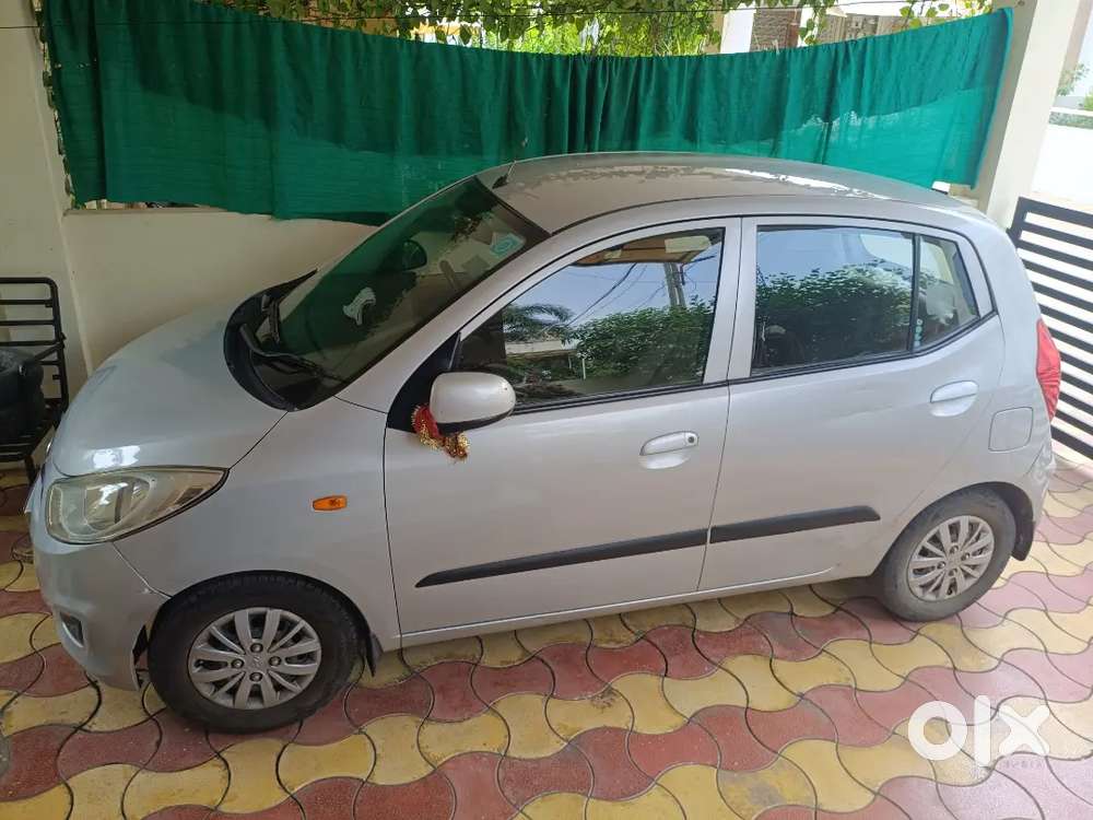 Hyundai I10 Petrol 27500 Kms 2014 Year