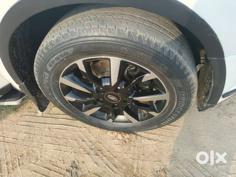Mahindra Xuv500 W11, 2021, Diesel