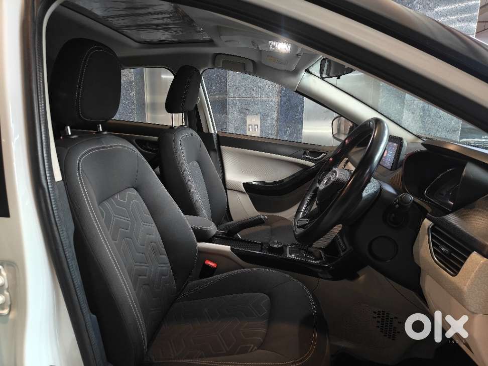 Tata Nexon 1.2 Revotron Xza Plus (o) Amt, 2021, Petrol