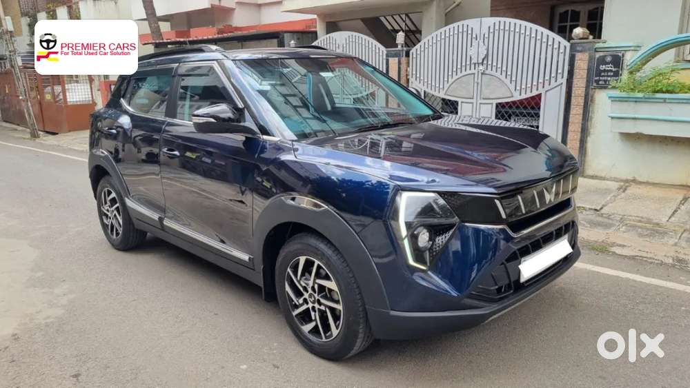Mahindra Xuv 3xo Ax5l 1.2 Petrol At, 2025, Petrol