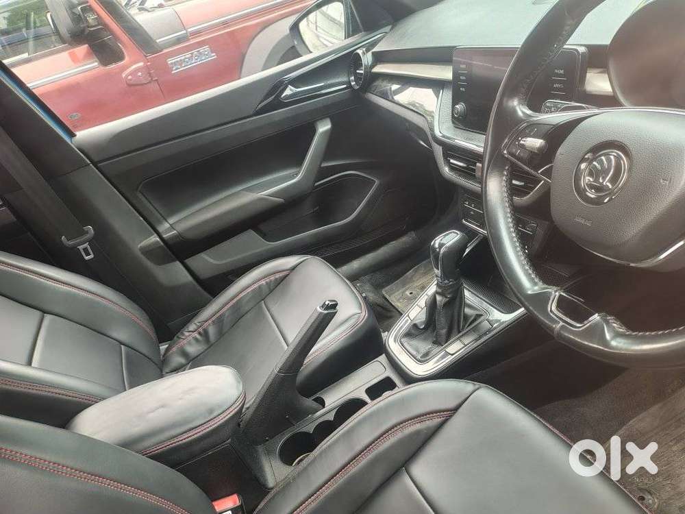 Skoda Slavia, 2022, Petrol