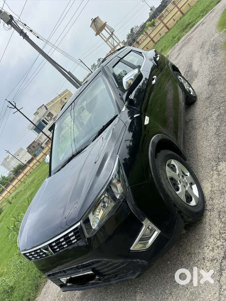 Mahindra Xuv300 W6, 2023, Petrol