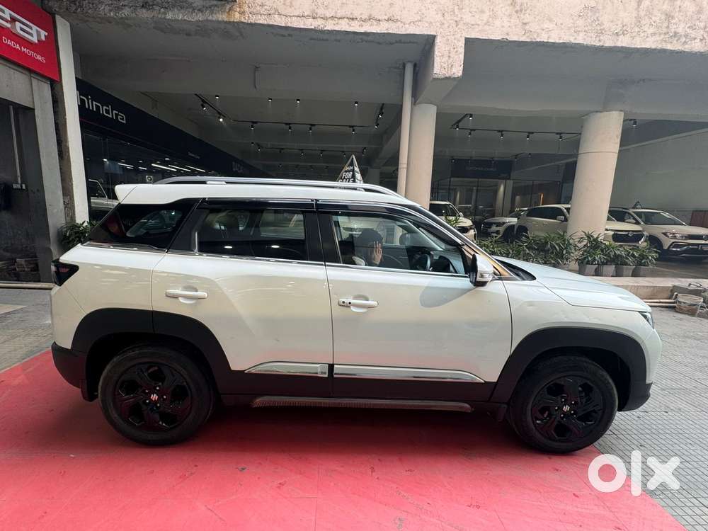 Maruti Suzuki Brezza 1.5 Zxi Smart Hybrid, 2023, Petrol