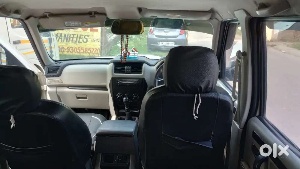 Mahindra Scorpio S4 Plus 2015