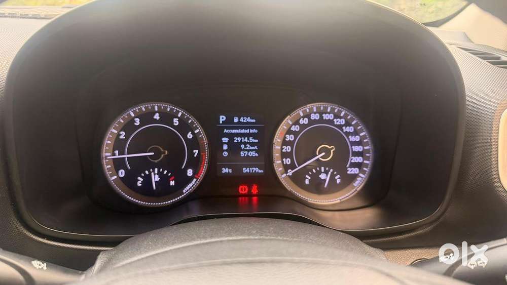 Hyundai Venue 2019 Petrol Well Maintained
