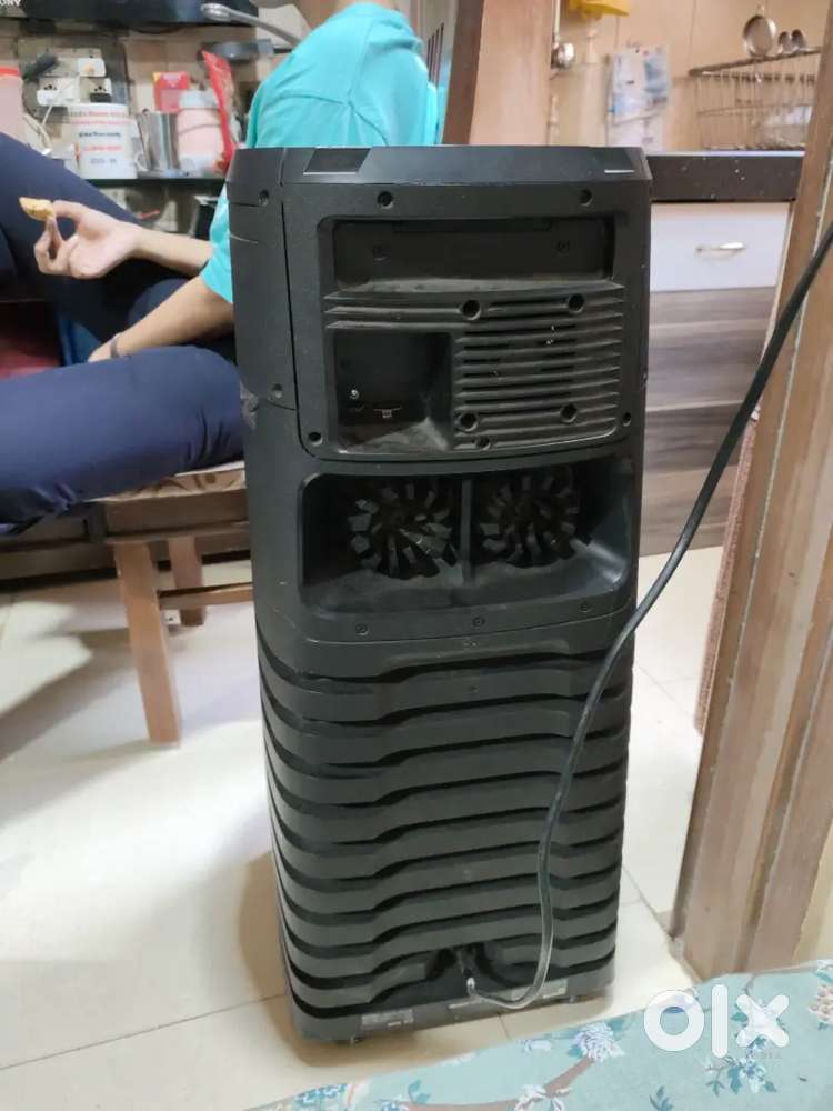 Sony parties speaker