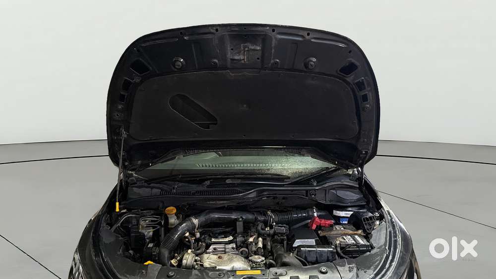 Tata Altroz Xz Plus (s) Dark Edition, 2021, Petrol
