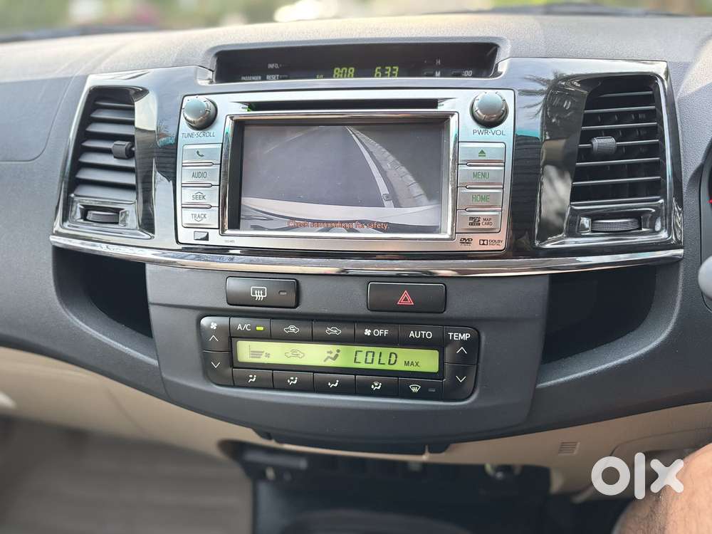 Toyota Fortuner 4x2 4 Speed At, 2015, Diesel
