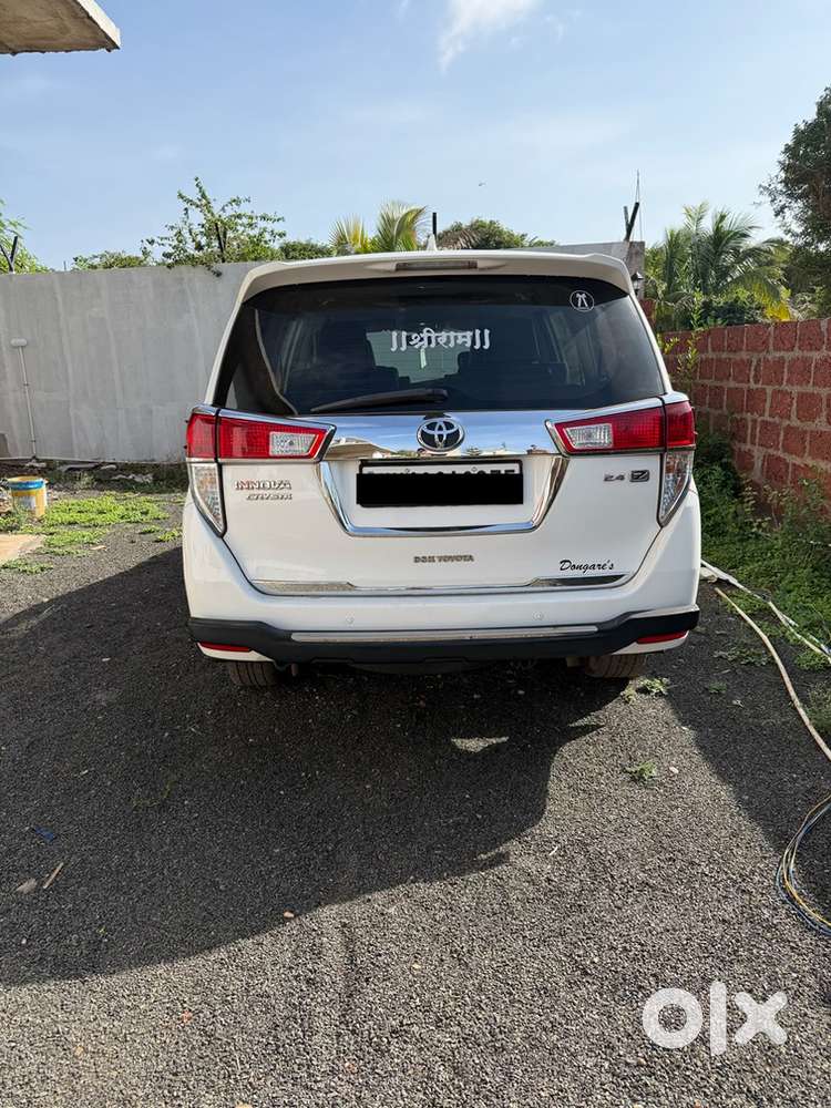 Toyota Innova Crysta 2016