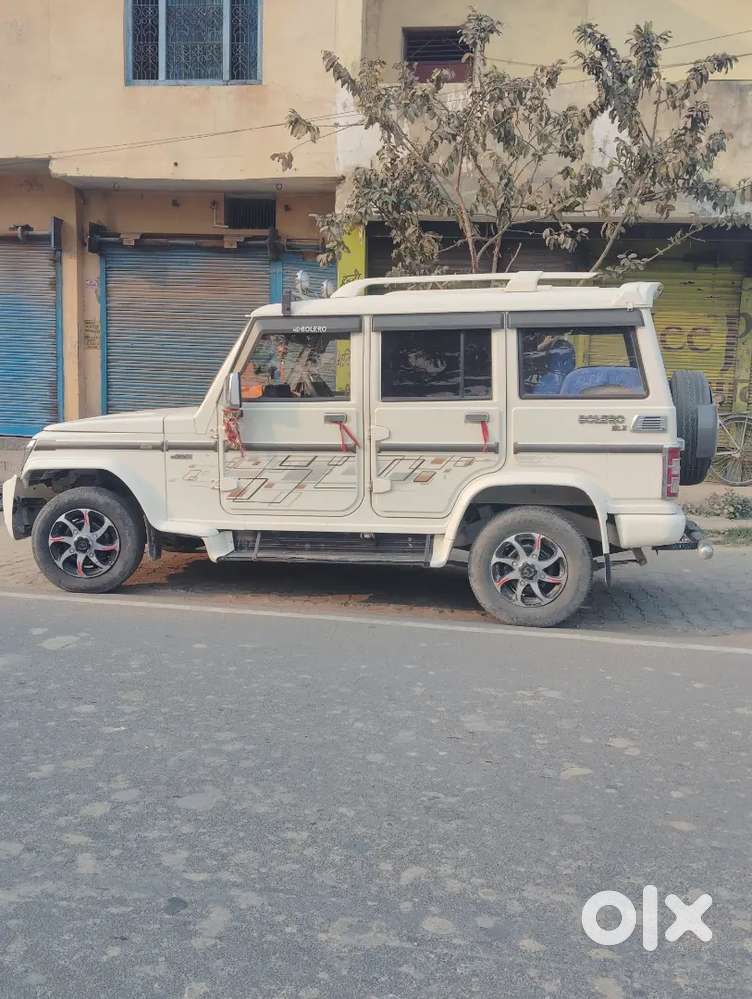 Mahindra Bolero Neo 2012 डीज़ल