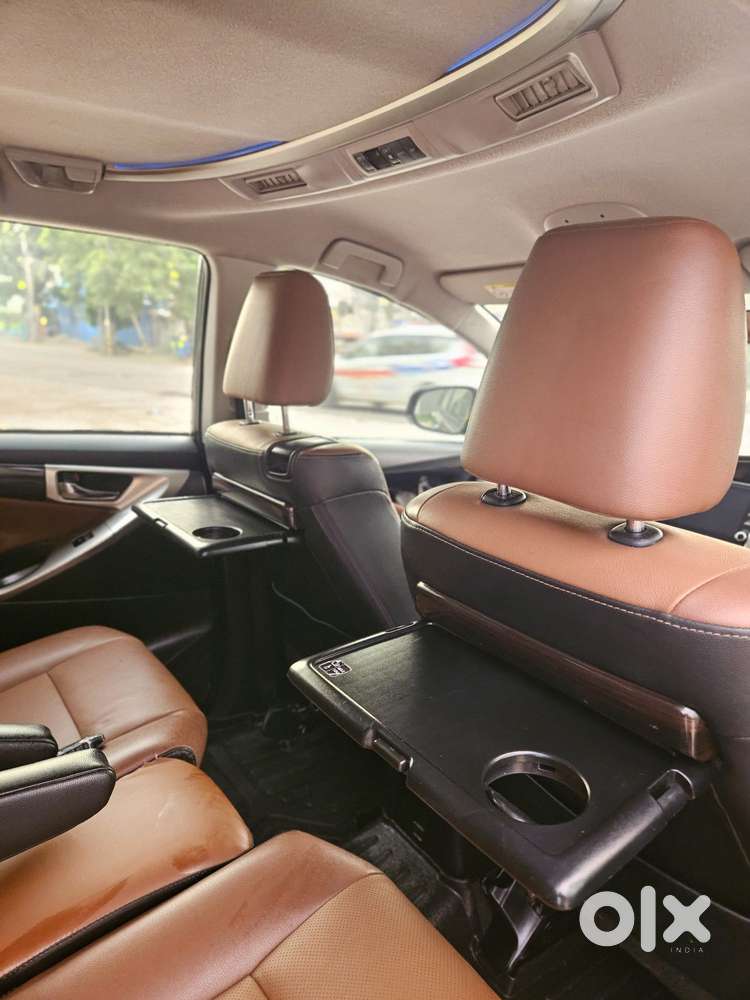 Toyota Innova Crysta [2020-ongoing] 2.4 Zx 7 Str, 2022, Diesel