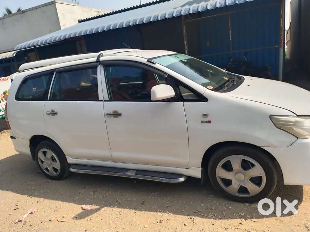 Toyota Innova 2013 Diesel Well Maintained