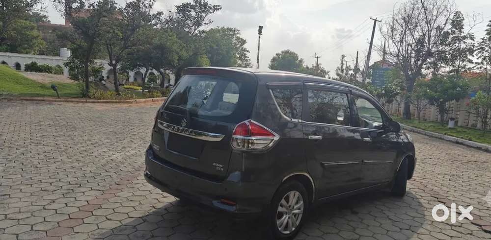 Maruti Suzuki Ertiga 2016 Diesel 90000 Km Driven