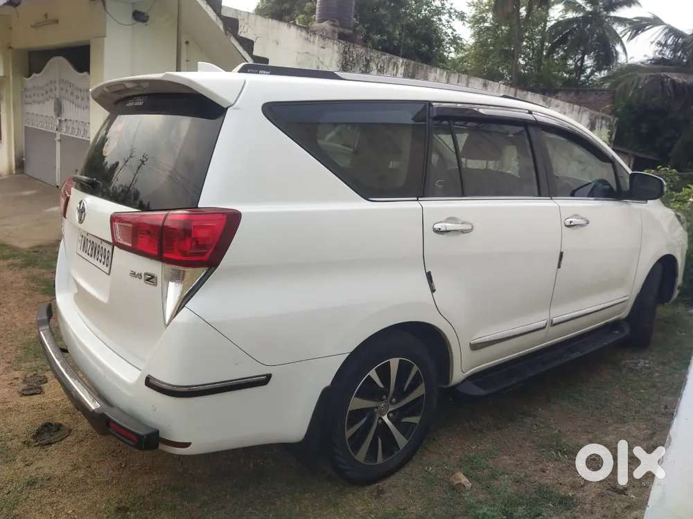Toyota Innova Crysta 2022 One Owner 96000 White Colour Good Condition