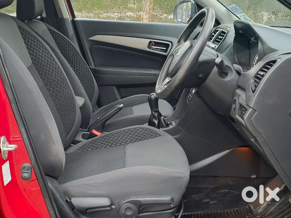 Maruti Suzuki Brezza Zdi+ Dual Tone, 2016, Diesel