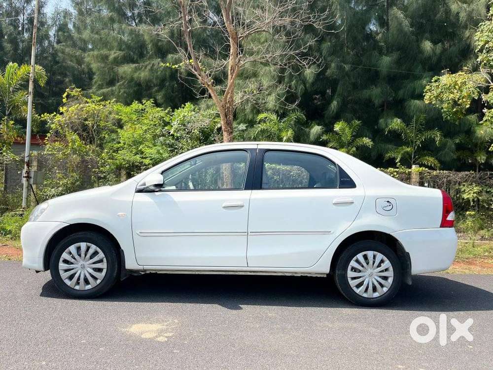 Toyota Etios, 2014, Petrol