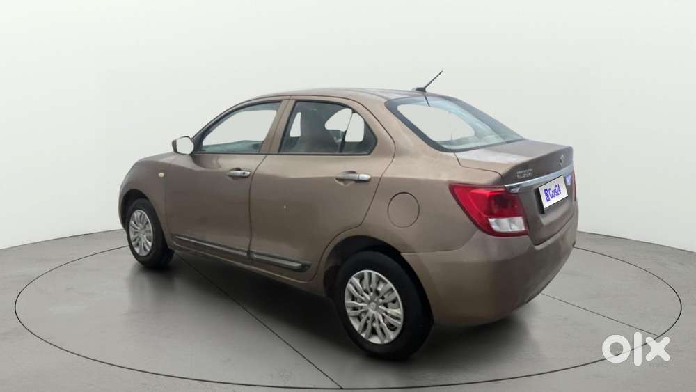 Maruti Suzuki Swift Dzire 1.2 Lxi Bsiv, 2018, Cng & Hybrids
