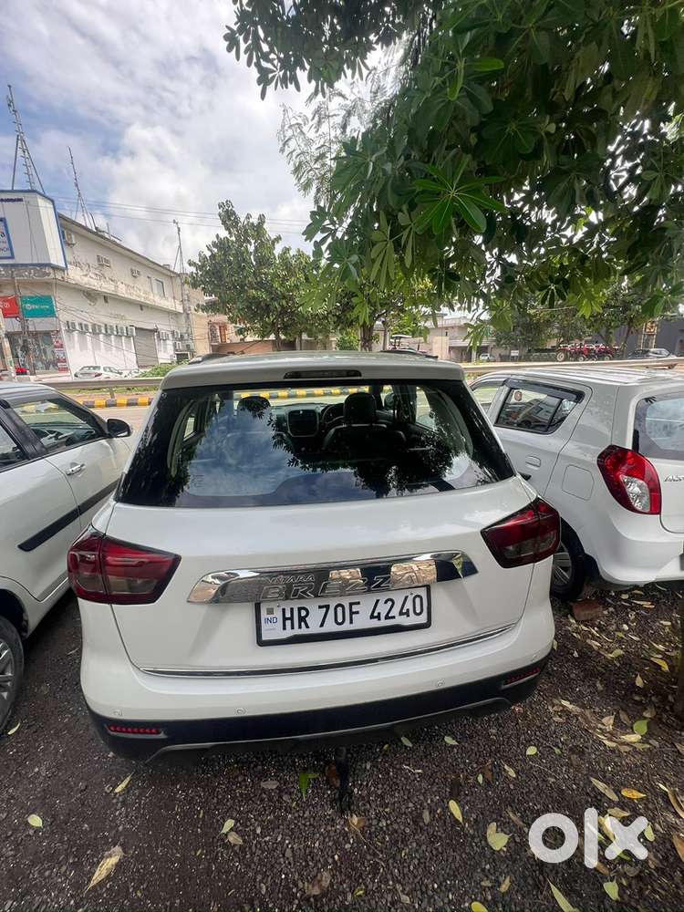 Maruti Suzuki Brezza Diesel 19