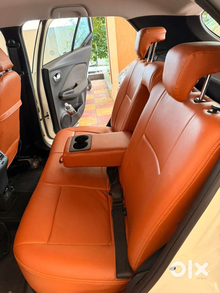 Nissan Kicks Petrol Manual 2022- Excellent Condition (idv 8.51 Lac)