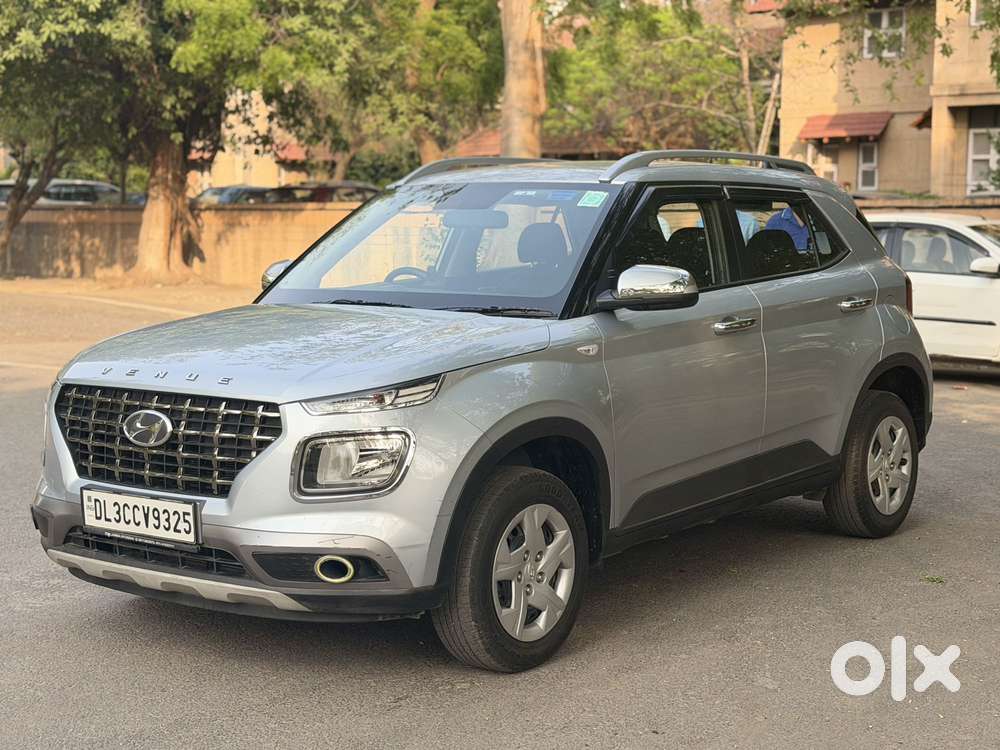 Hyundai Venue S 1.2 Petrol, 2022, Petrol