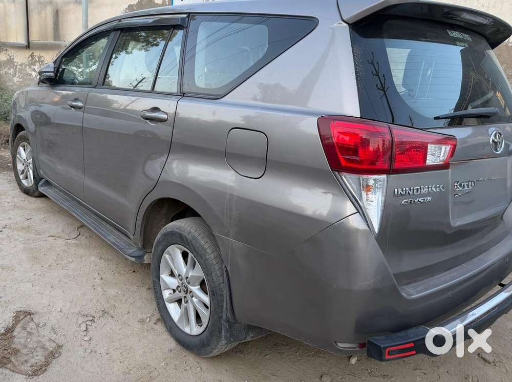 Toyota Innova Crysta 2020 Diesel 76000 Km Driven