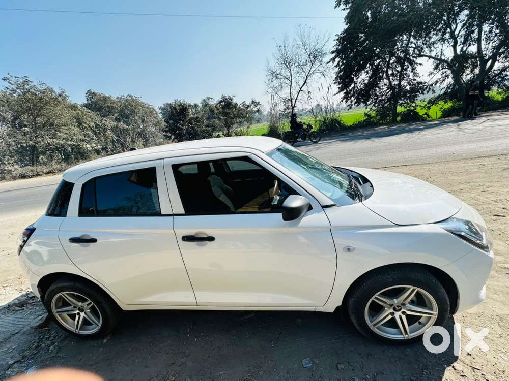 Maruti Swift Petrol 2024