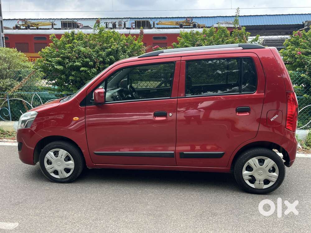Maruti Suzuki Wagon R 1.0 Vxi Amt, 2016, Petrol