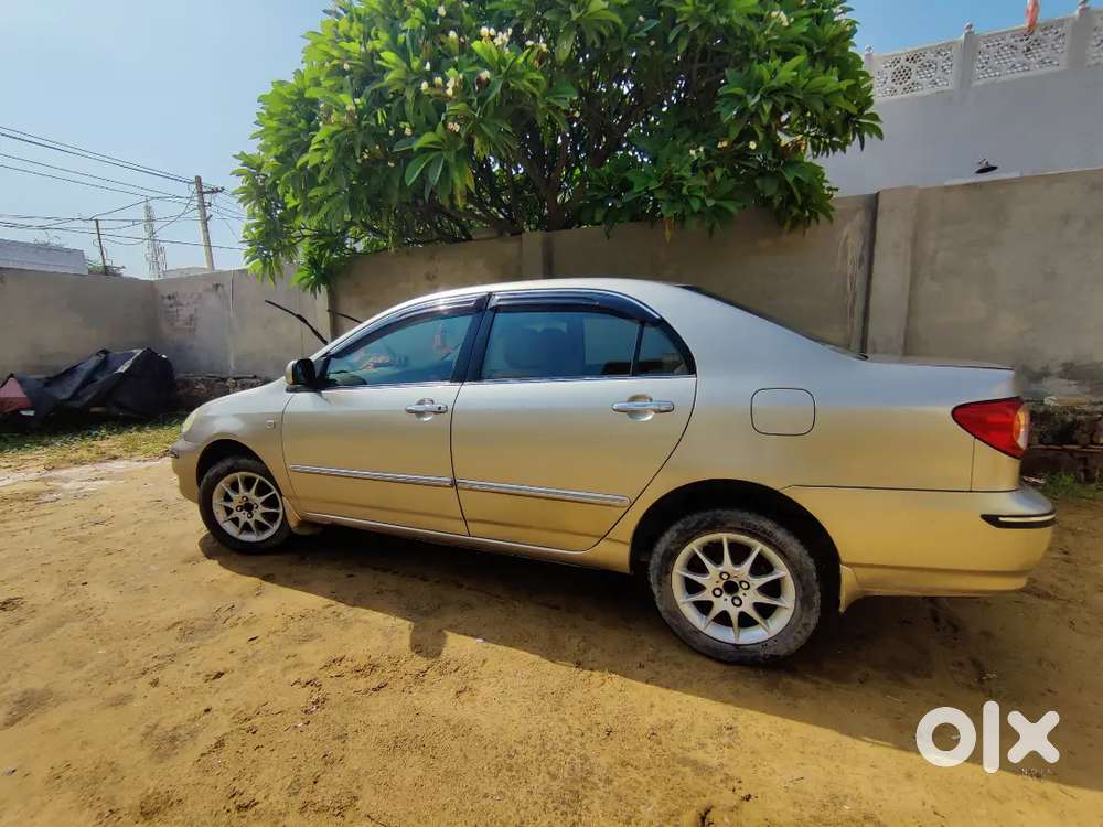 Toyota Corolla 2005 पेट्रोल मैनुअल 15km 2nd मालिक