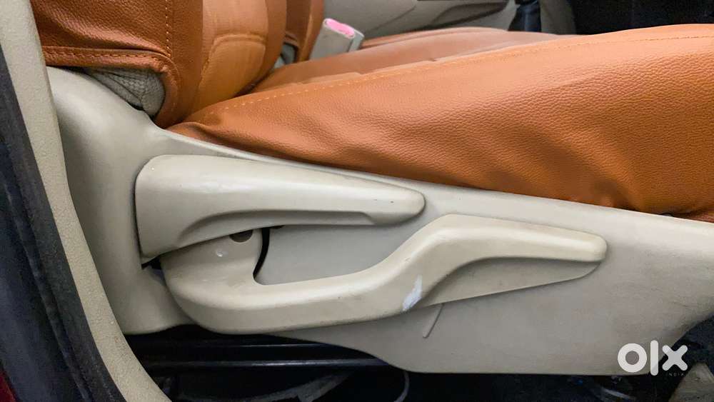 Toyota Etios Liva V Dual Tone, 2019, Petrol