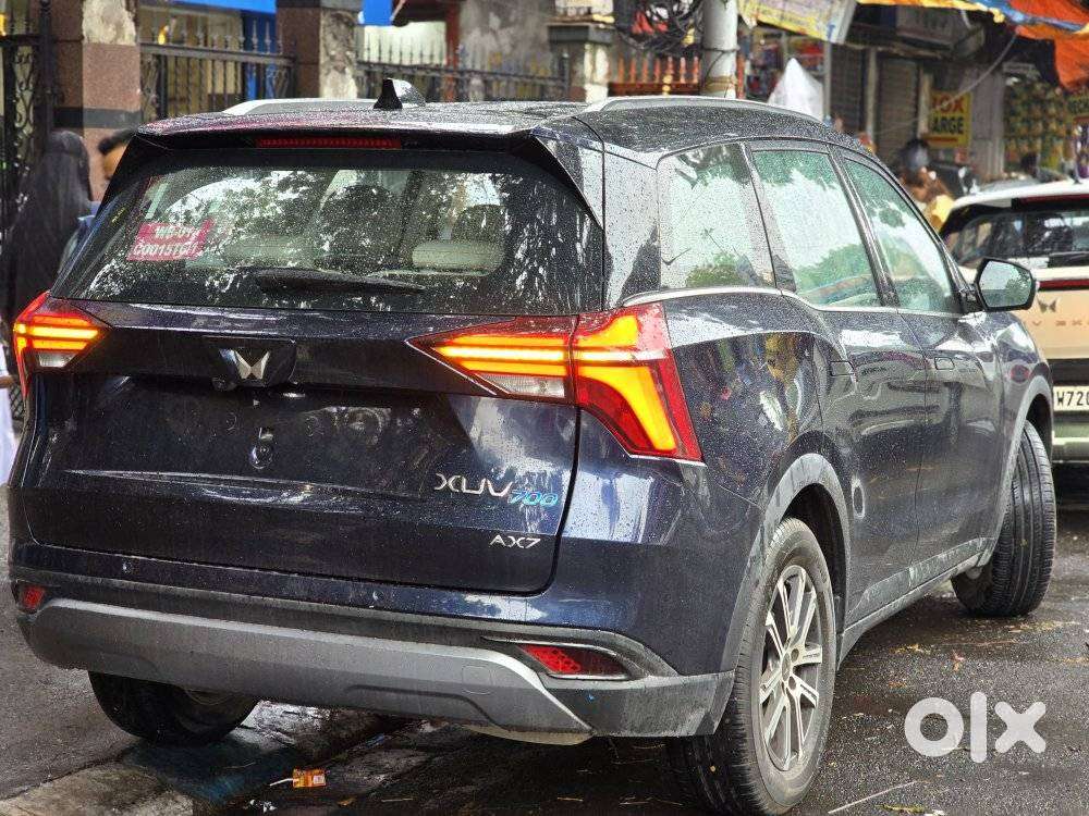 Mahindra Xuv700 2.0 Ax 7 Petrol At Str, 2023, Petrol