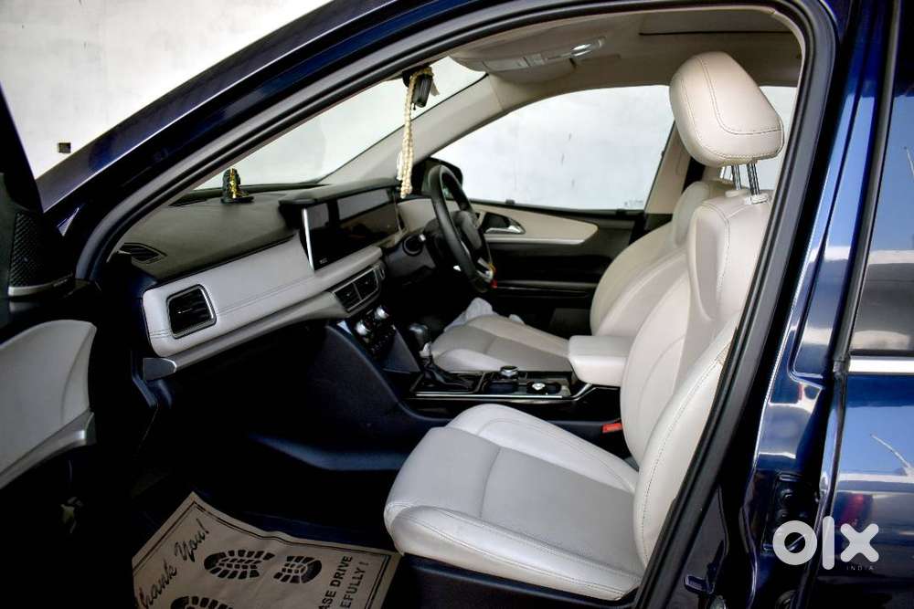 Mahindra Xuv700 Ax7 Luxury Pack Reg Date- 08/12/2021