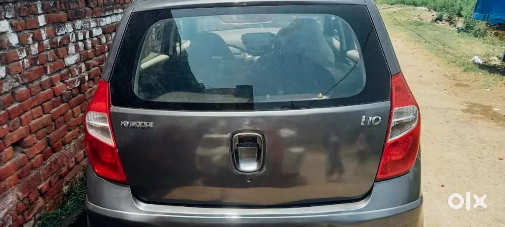 Hyundai I10 2012 Cng & Hybrids 98000 Km Driven
