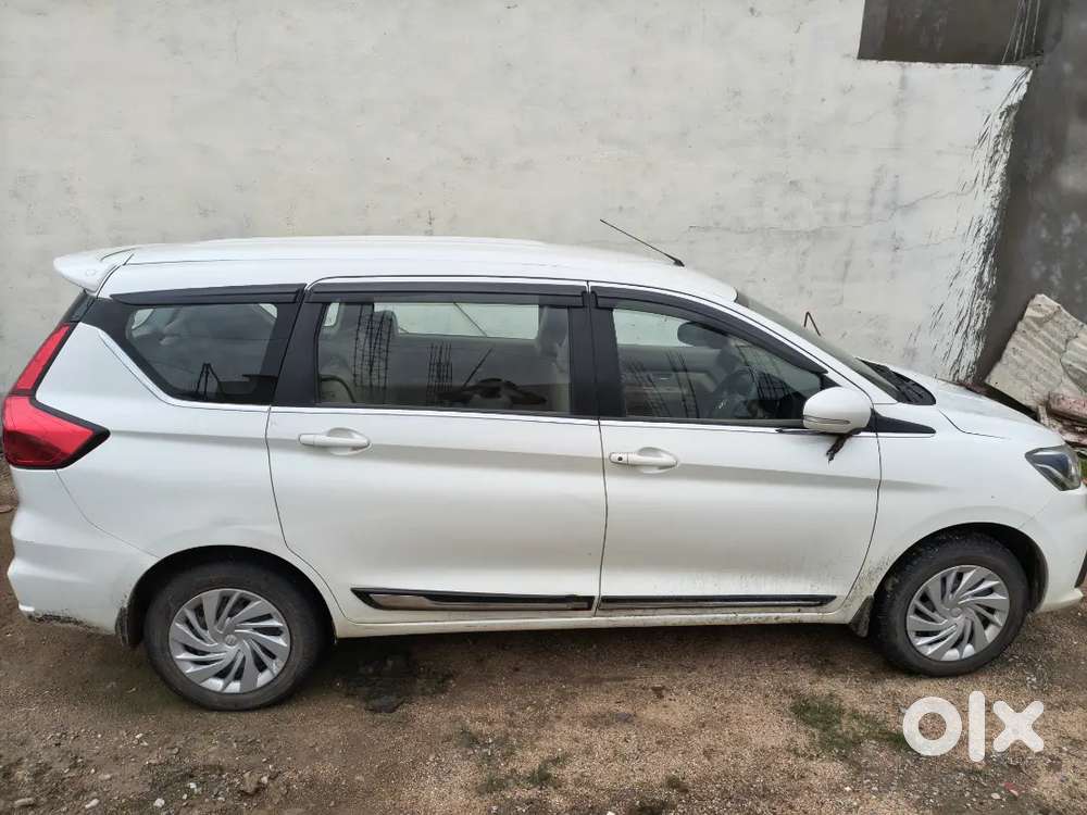 Maruti Suzuki Ertiga Vxi 2023