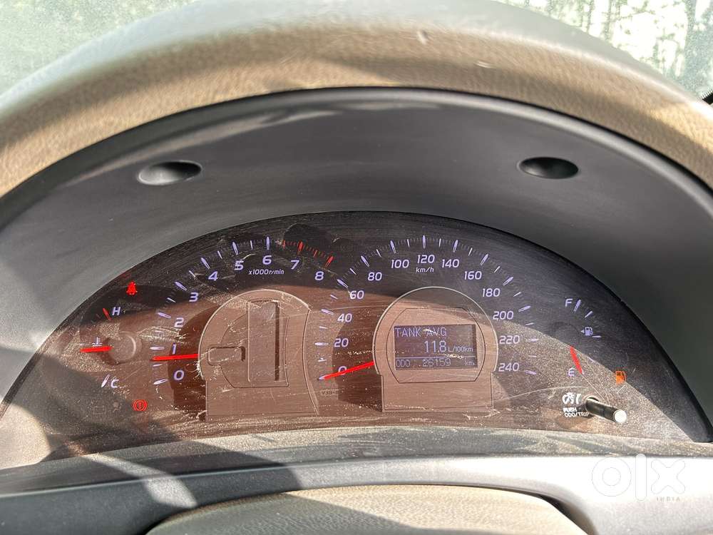 Toyota Camry V4 (mt), 2011, Petrol