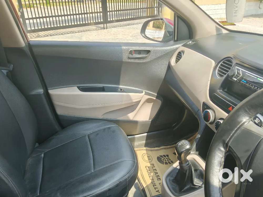 Hyundai Grand I10 2015 Diesel 80000 Km Driven