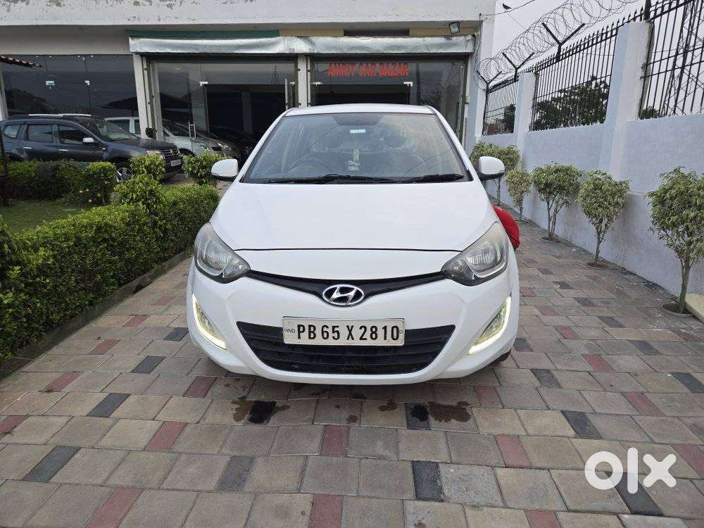 Hyundai I20 Sportz 1.2 Bs-iv, 2013, Diesel