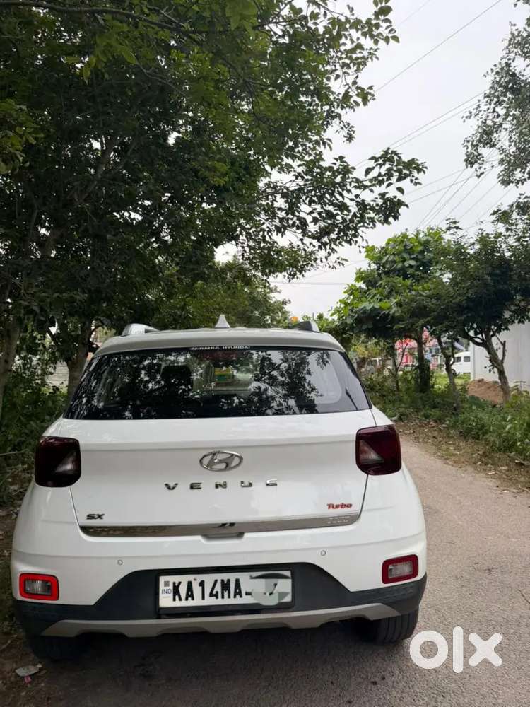 Hyundai Venue Turbo 2021