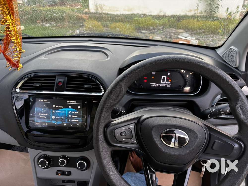 Tata Tiago Petrol 2024