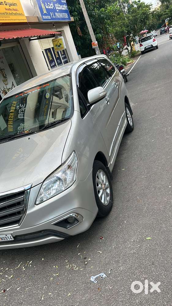 Toyota Innova Diesel 2014
