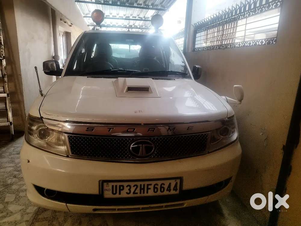 Tata Safari Storme 2016 Diesel 1st Owner
