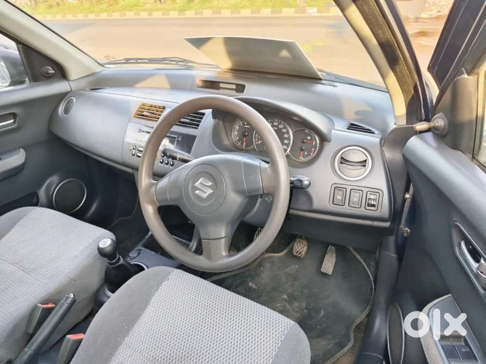 Maruti Suzuki Swift Dzire 1.3 Vxi, 2009, Petrol